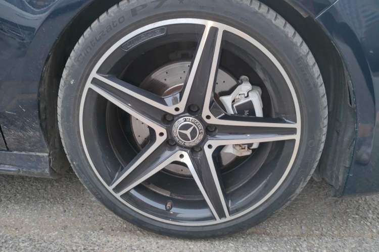 Used Mercedes-Benz CLA 2016 Year Restyled CLA 220 4MATIC Right Front Wheel Hub