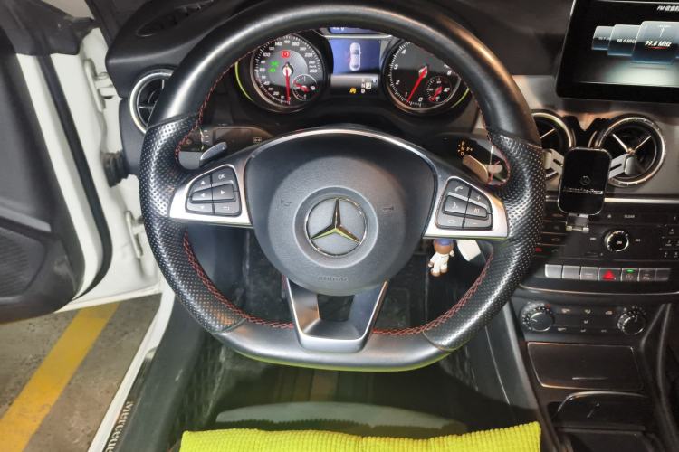 Used Mercedes-Benz CLA 2016 Year Restyled CLA 220 4MATIC Steering Wheel