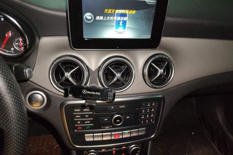 Used Mercedes-Benz CLA 2016 CLA 200 Style Edition Audio And AC Panel