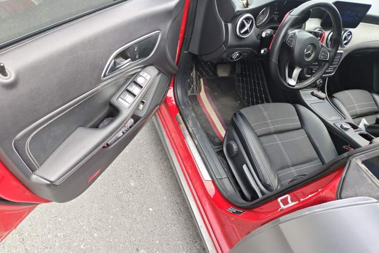 Used Mercedes-Benz CLA 2016 CLA 200 Sport Edition Driver Seat