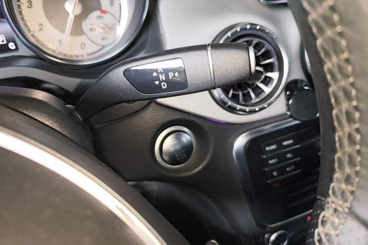 Used Mercedes-Benz CLA 2016 CLA 200 Style Edition Gear Lever