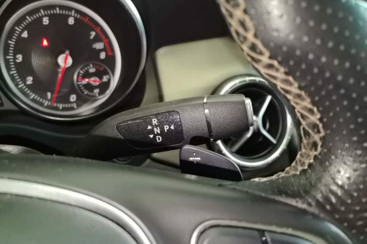Used Mercedes-Benz CLA 2016 Facelifted CLA 200 Stylish Edition Gear Lever