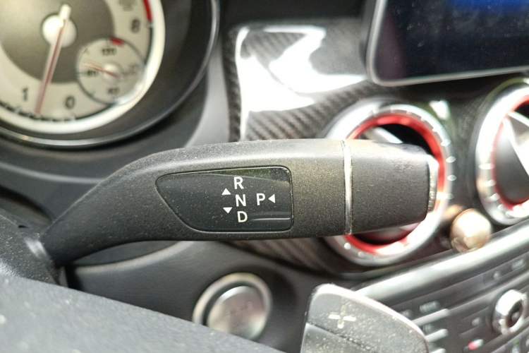 Used Mercedes-Benz CLA 2016 CLA 220 4MATIC Gear Lever