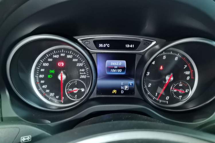 Used Mercedes-Benz CLA 2016 Facelifted CLA 200 Stylish Edition Instrument Cluster