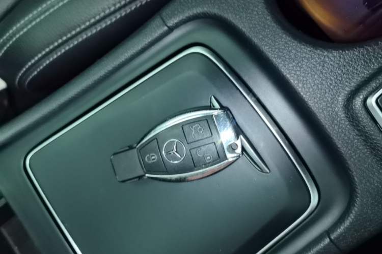 Used Mercedes-Benz CLA 2016 Facelifted CLA 200 Stylish Edition Interior 1