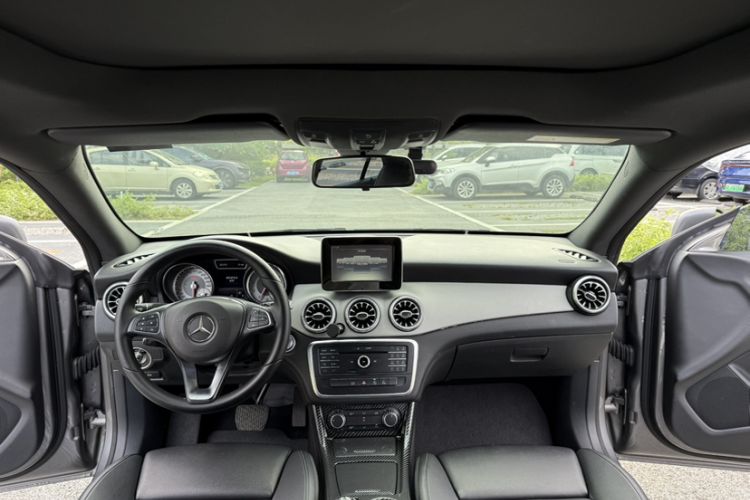 Used Mercedes-Benz CLA 2016 CLA 200 Style Edition Interior 6