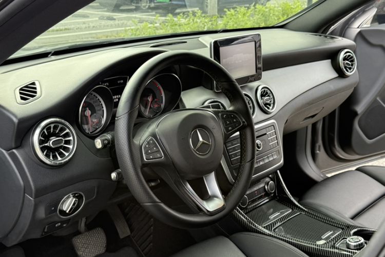 Used Mercedes-Benz CLA 2016 CLA 200 Style Edition Interior 7