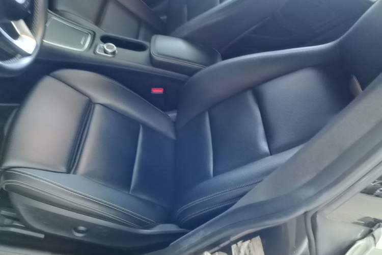 Used Mercedes-Benz CLA 2016 Facelifted CLA 200 Stylish Edition Left Front Seat