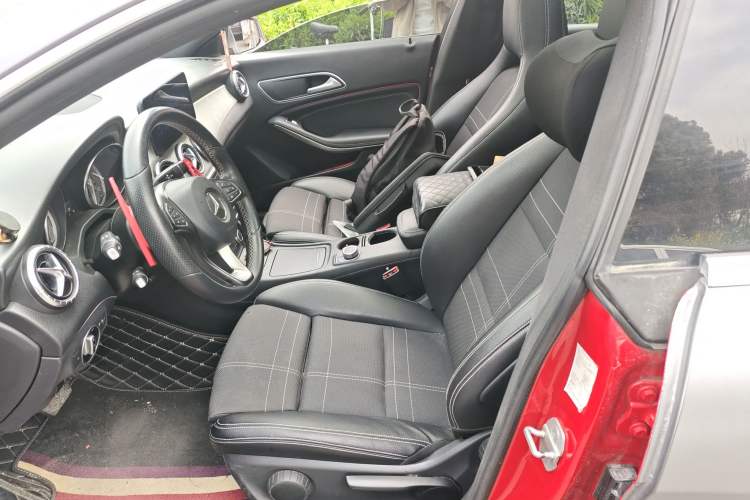 Used Mercedes-Benz CLA 2016 CLA 200 Sport Edition Left Front Seat