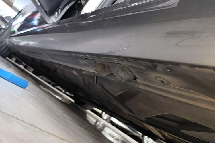 Used Mercedes-Benz CLA 2016 CLA 200 Style Edition Left Side Sill
