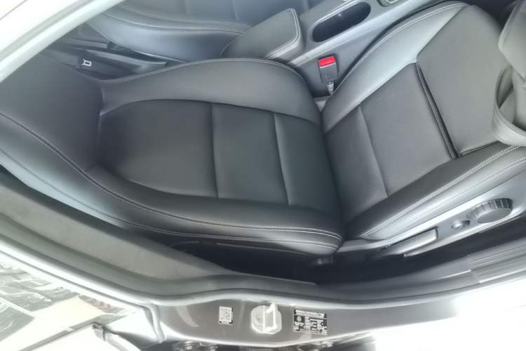 Used Mercedes-Benz CLA 2016 Facelifted CLA 200 Stylish Edition Right Front Seat