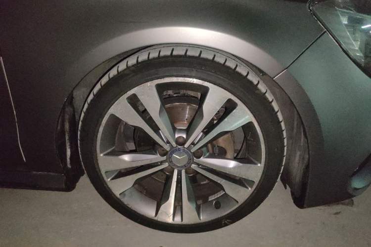 Used Mercedes-Benz CLA 2016 CLA 200 Sport Edition Right Front Wheel Hub