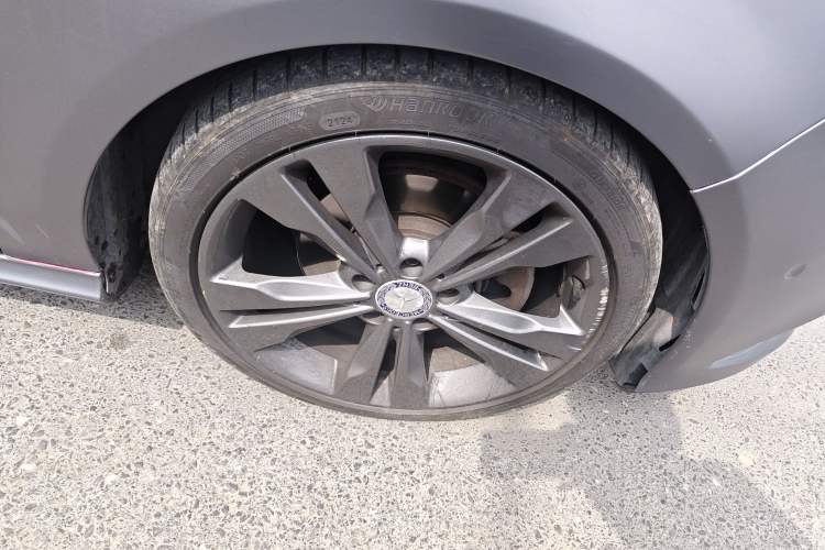 Used Mercedes-Benz CLA 2016 CLA 200 Sport Edition Right Front Wheel Hub