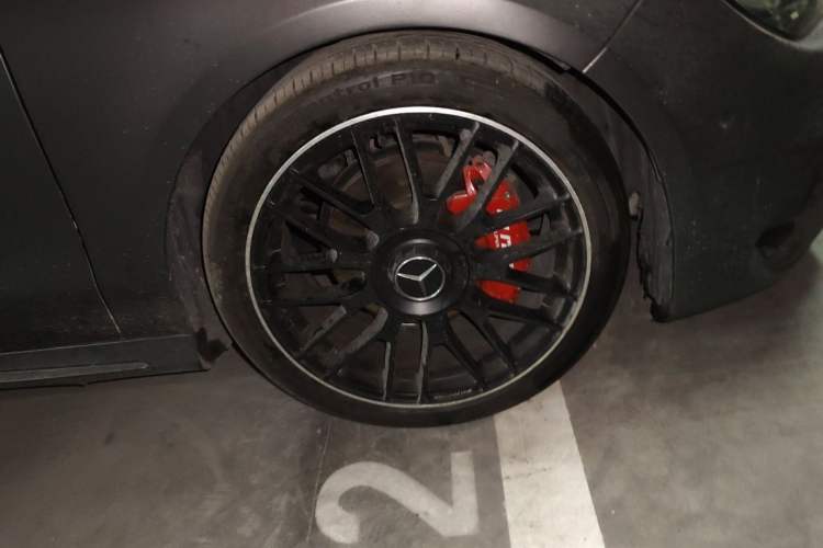 Used Mercedes-Benz CLA 2016 CLA 200 Style Edition Right Front Wheel Hub