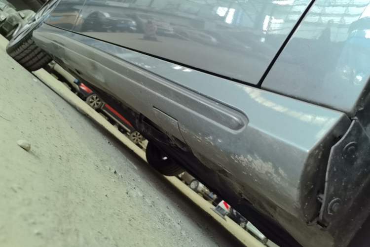 Used Mercedes-Benz CLA 2016 Facelifted CLA 200 Stylish Edition Right Side Sill