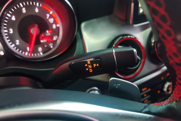Used Mercedes-Benz CLA 2016 CLA 220 4MATIC Gear Lever