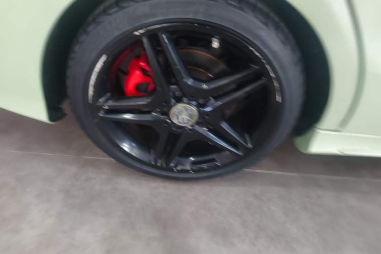 Used Mercedes-Benz CLA 2016 CLA 220 4MATIC Right Rear Wheel Hub