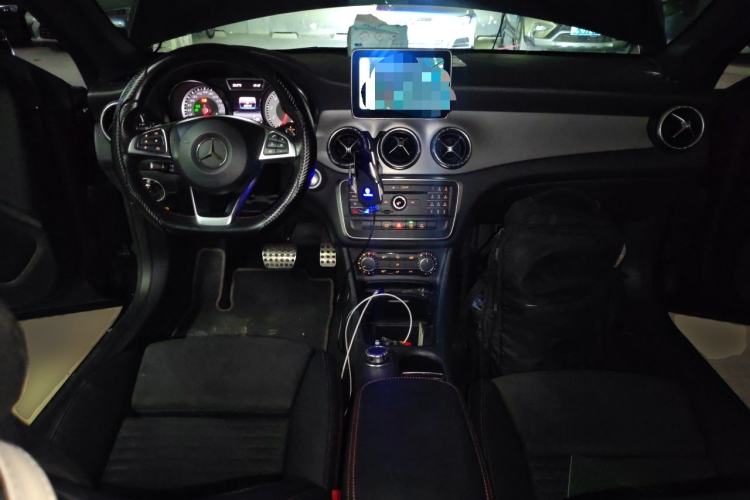 Used Mercedes-Benz CLA 2016 CLA 220 4MATIC Center Console