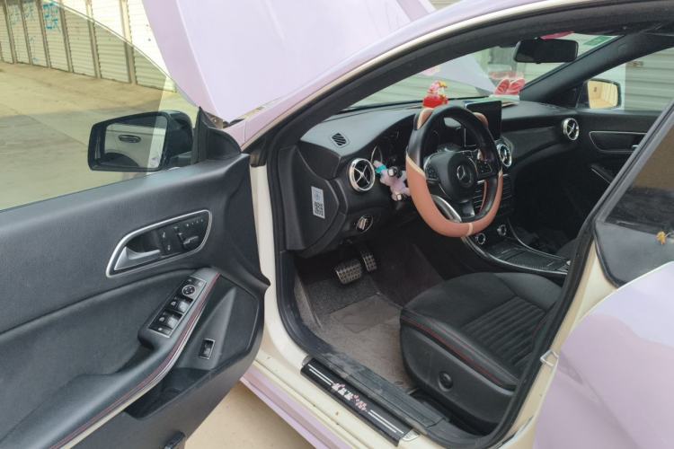 Used Mercedes-Benz CLA 2016 CLA 220 4MATIC Driver Seat