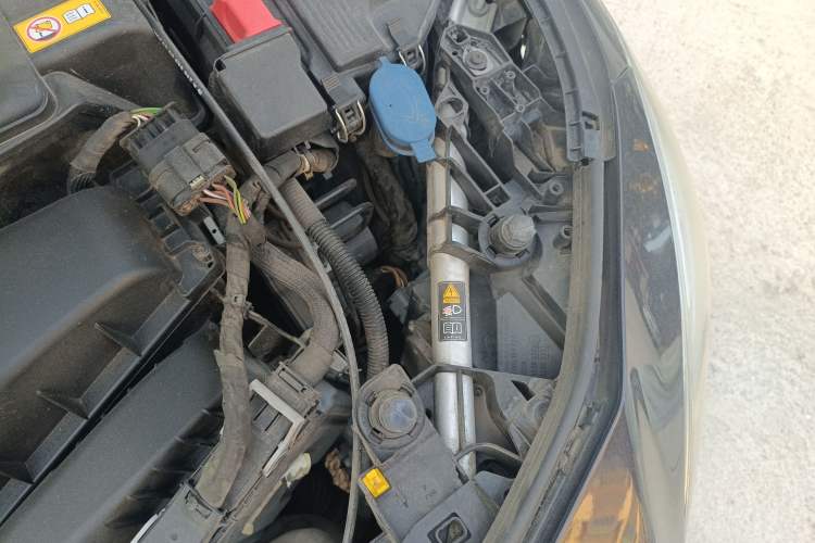 Used Mercedes-Benz CLA 2016 CLA 200 Style Edition Engine Bay Left