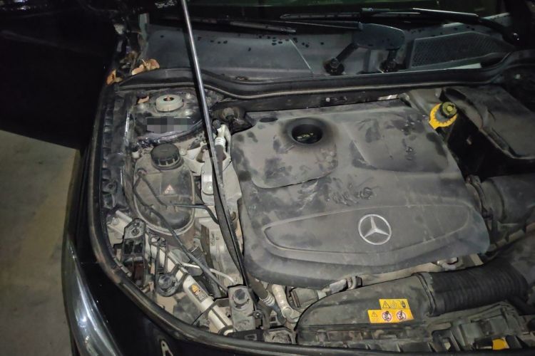 Used Mercedes-Benz CLA 2016 CLA 220 4MATIC Engine Bay Right