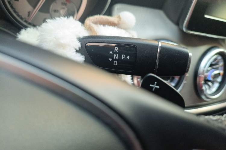 Used Mercedes-Benz CLA 2016 CLA 200 Style Edition Gear Lever