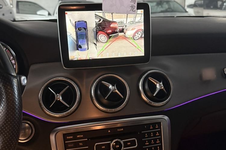 Used Mercedes-Benz CLA 2016 CLA 220 4MATIC Interior 3