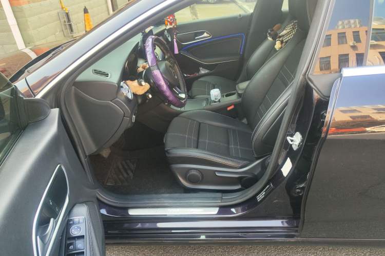 Used Mercedes-Benz CLA 2016 CLA 200 Sport Edition Left Front Seat