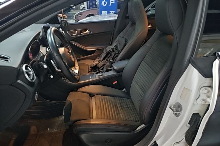 Used Mercedes-Benz CLA 2016 Year Restyled CLA 220 4MATIC Left Front Seat