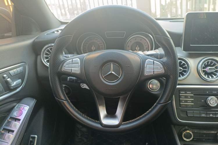 Used Mercedes-Benz CLA 2016 CLA 200 Style Edition Steering Wheel