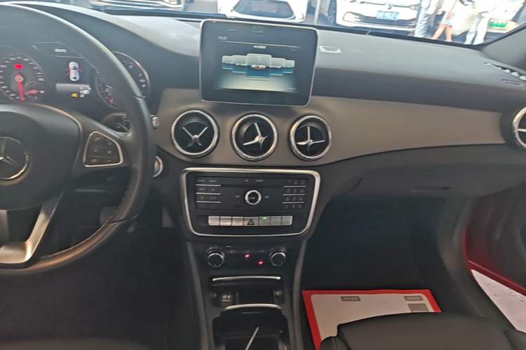Used Mercedes-Benz CLA 2016 Refreshed CLA 200 Sport Edition Audio And AC Panel