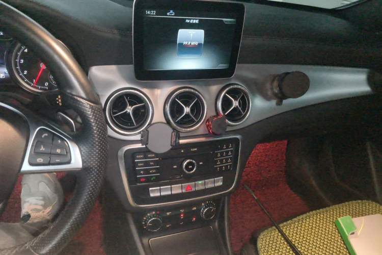 Used Mercedes-Benz CLA 2016 Facelifted CLA 260 4MATIC Audio And AC Panel