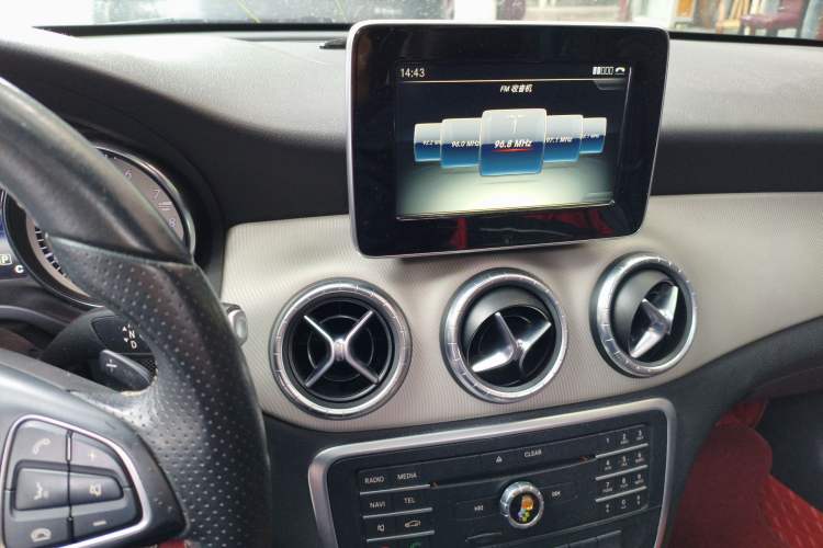 Used Mercedes-Benz CLA 2016 CLA 200 Sport Edition Audio And AC Panel