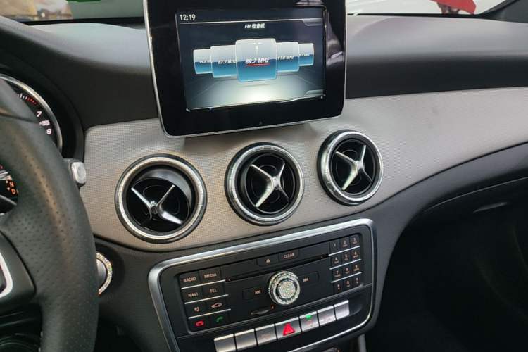 Used Mercedes-Benz CLA 2016 Facelifted CLA 200 Stylish Edition Audio And AC Panel