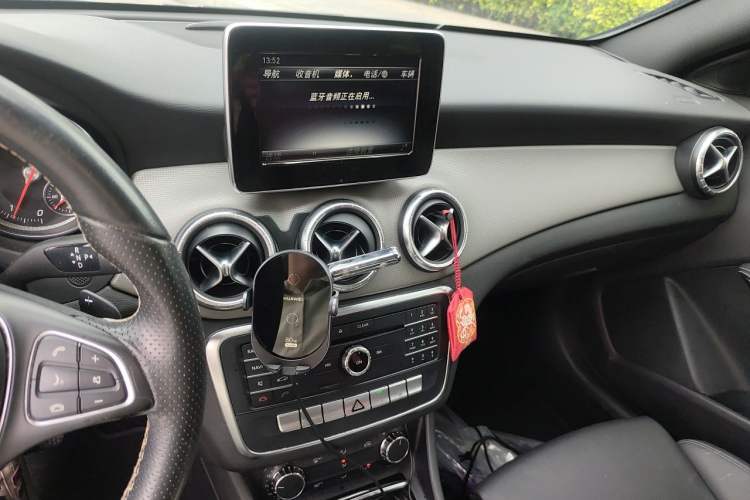 Used Mercedes-Benz CLA 2016 Facelifted CLA 200 Stylish Edition Audio And AC Panel