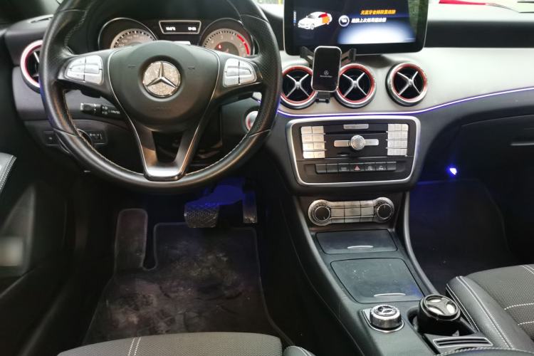 Used Mercedes-Benz CLA 2016 CLA 200 Sport Edition Center Console
