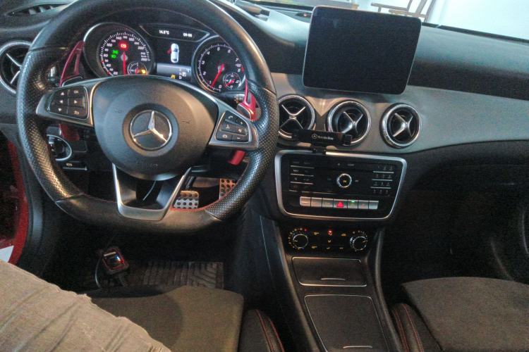 Used Mercedes-Benz CLA 2016 Year Restyled CLA 220 4MATIC Center Console