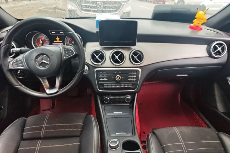 Used Mercedes-Benz CLA 2016 Refreshed CLA 200 Sport Edition Center Console
