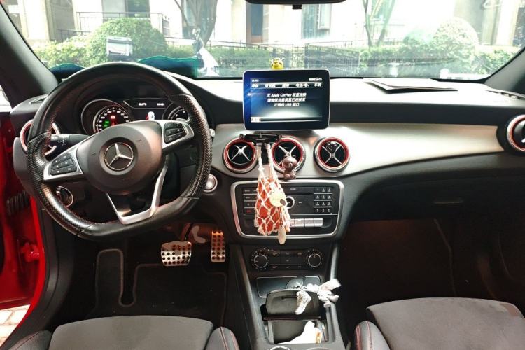 Used Mercedes-Benz CLA 2016 Year Restyled CLA 220 4MATIC Center Console