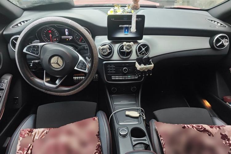 Used Mercedes-Benz CLA 2016 Year Restyled CLA 220 4MATIC Center Console