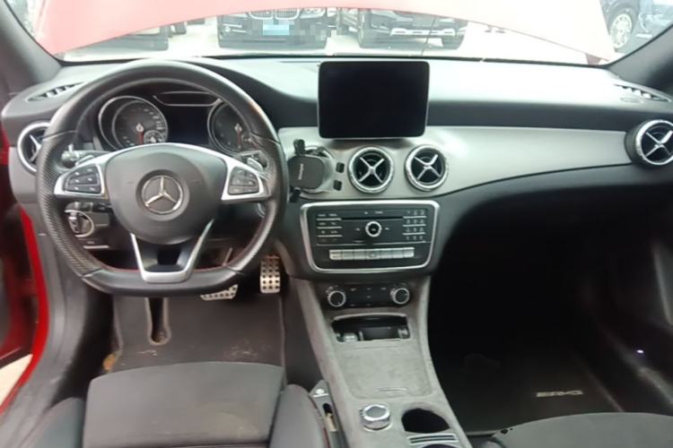 Used Mercedes-Benz CLA 2016 Year Restyled CLA 220 4MATIC Center Console