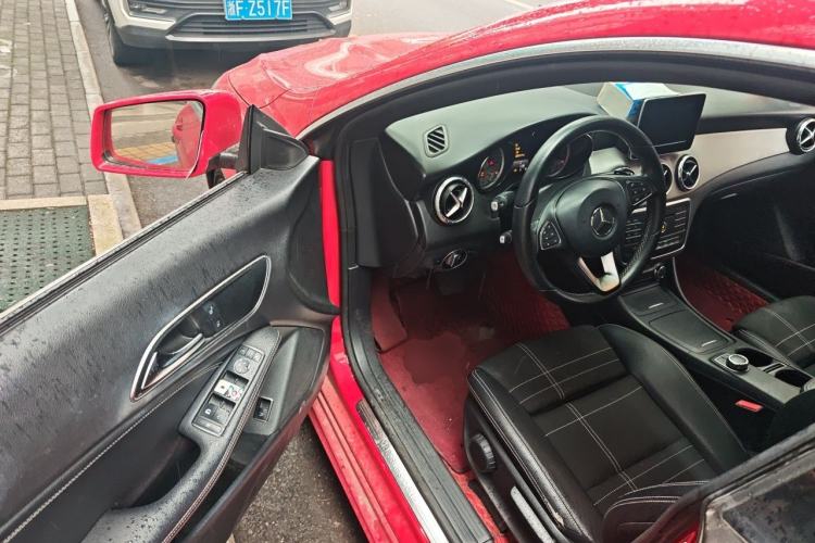 Used Mercedes-Benz CLA 2016 Refreshed CLA 200 Sport Edition Driver Seat