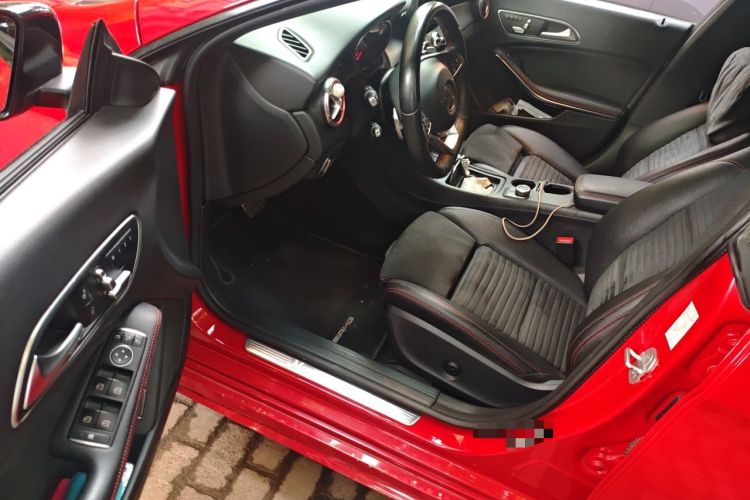 Used Mercedes-Benz CLA 2016 Year Restyled CLA 220 4MATIC Driver Seat
