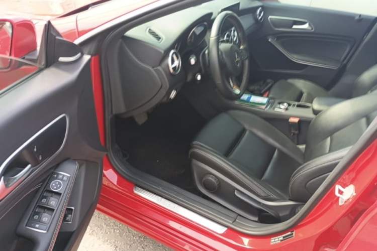 Used Mercedes-Benz CLA 2016 Refreshed CLA 200 Sport Edition Driver Seat