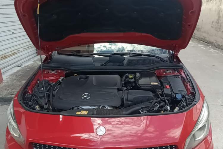 Used Mercedes-Benz CLA 2016 CLA 220 4MATIC Engine Bay