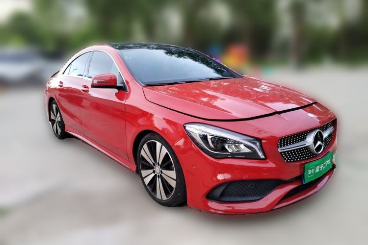 Used Mercedes-Benz CLA 2016 Facelifted CLA 200 Stylish Edition Front Right 45 Deg