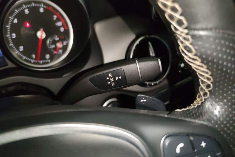 Used Mercedes-Benz CLA 2016 Facelifted CLA 200 Stylish Edition Gear Lever