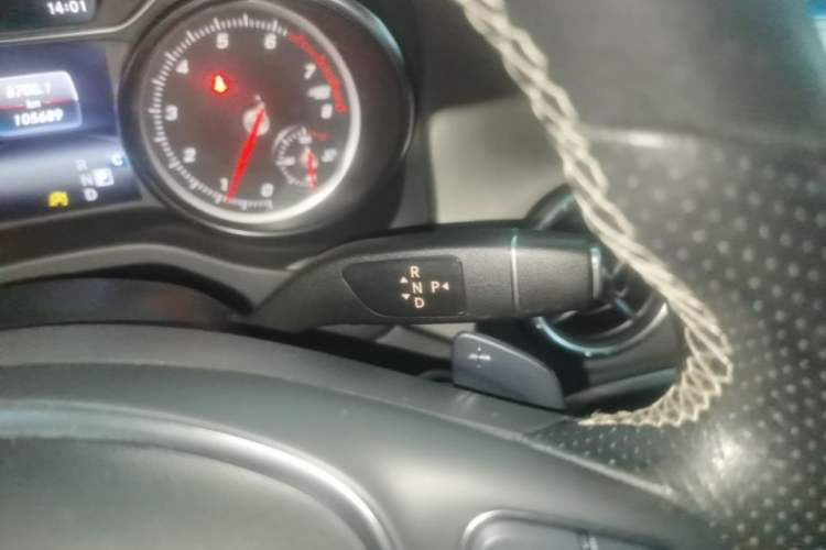 Used Mercedes-Benz CLA 2016 Facelifted CLA 200 Stylish Edition Gear Lever