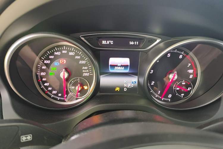 Used Mercedes-Benz CLA 2016 Facelifted CLA 200 Stylish Edition Instrument Cluster
