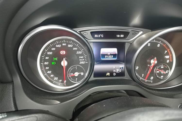 Used Mercedes-Benz CLA 2016 Facelifted CLA 200 Stylish Edition Instrument Cluster